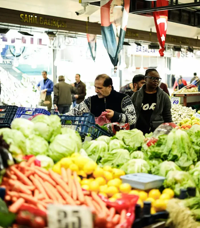 Organic farms avoid toxic inputs, improve soil health, grow clean, sustainable food that supports nature.